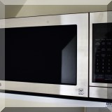 K02. LG small microwave. 